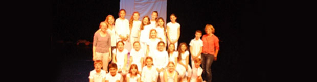 Theaterklasse an der Regenbogenschule: „Sternschnuppennacht“
